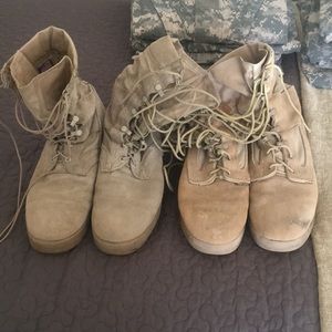 Tan Army Boots - 9.5 R